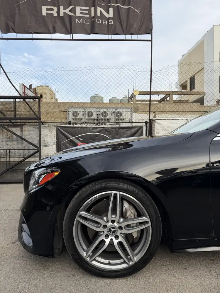 Mercedes-Benz E400 AMG Coupe 2018 photo 17