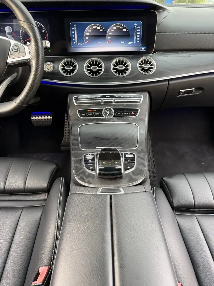 Mercedes-Benz E400 AMG Coupe 2018 photo 38