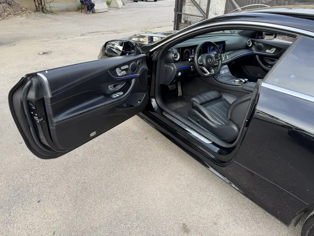 Mercedes-Benz E400 AMG Coupe 2018 photo 45