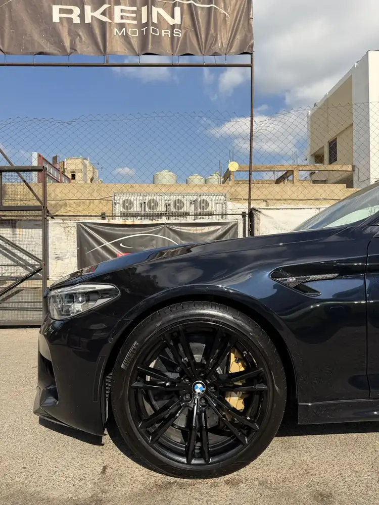 BMW M5 2018 photo 24