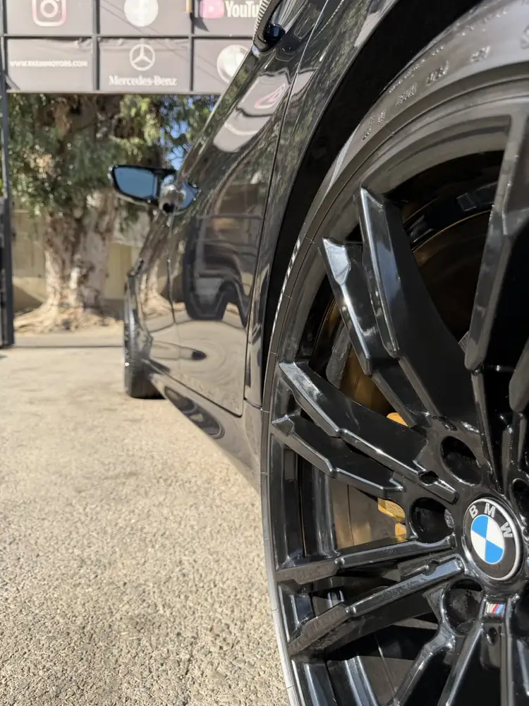 BMW M5 2018 photo 44