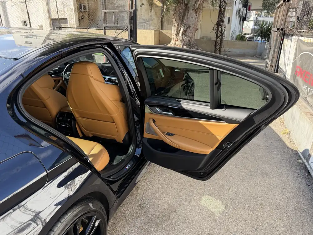 BMW M5 2018 photo 48
