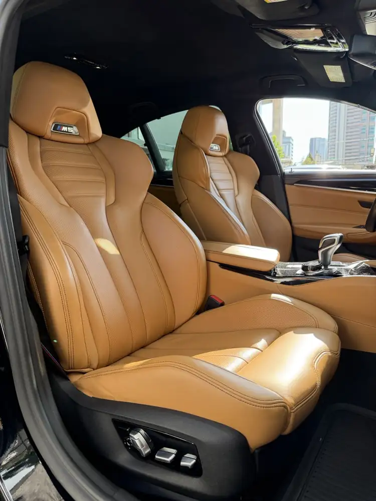 BMW M5 2018 photo 50