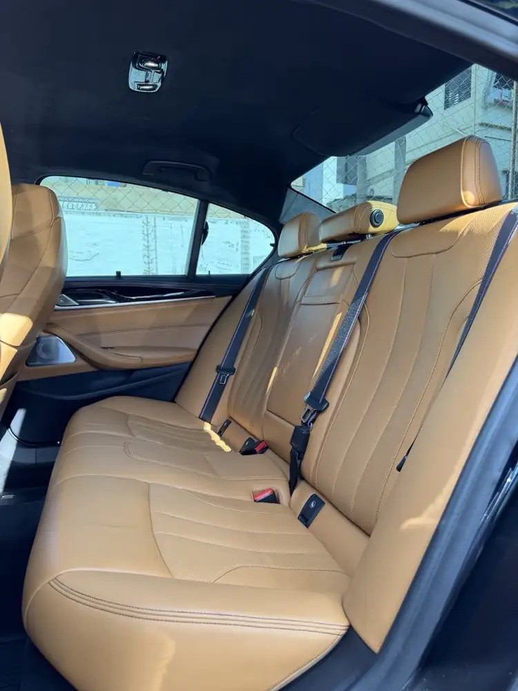 BMW M5 2018 photo 52