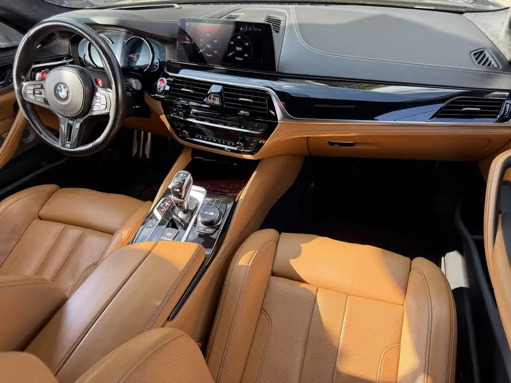 BMW M5 2018 photo 54