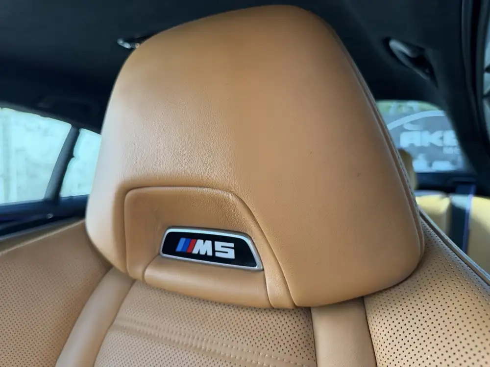 BMW M5 2018 photo 68