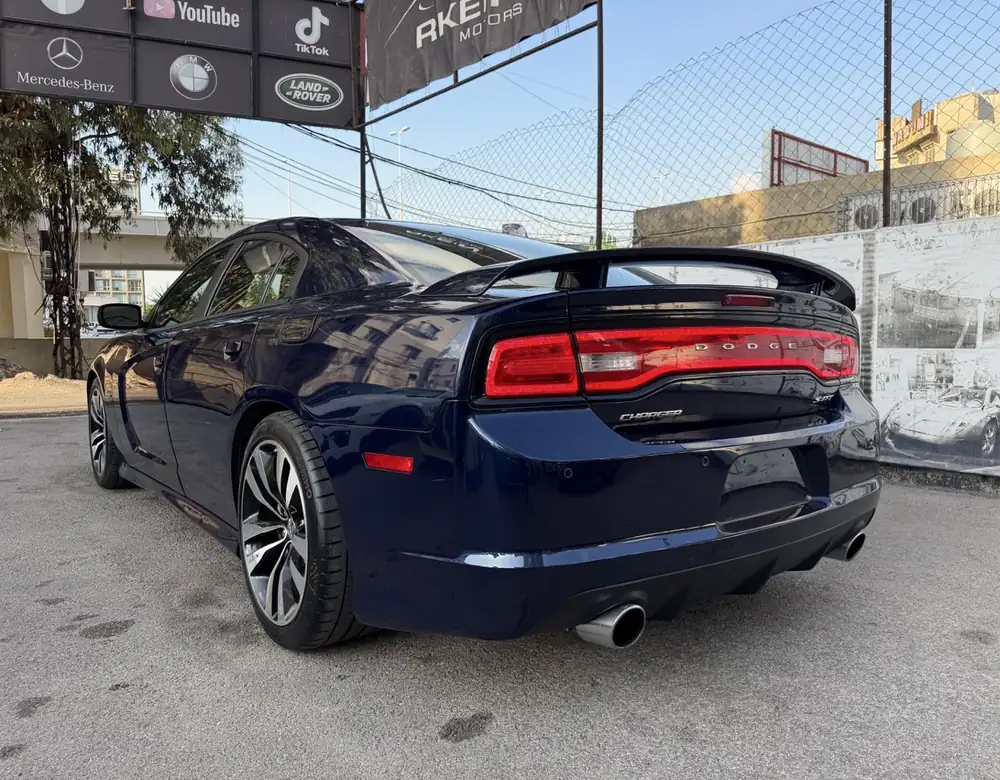 Dodge Charger SRT Hemi 6.4L V8 2014 photo 11