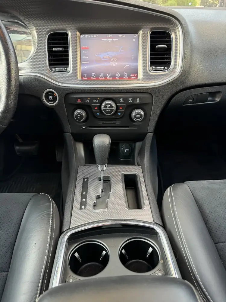 Dodge Charger SRT Hemi 6.4L V8 2014 photo 46