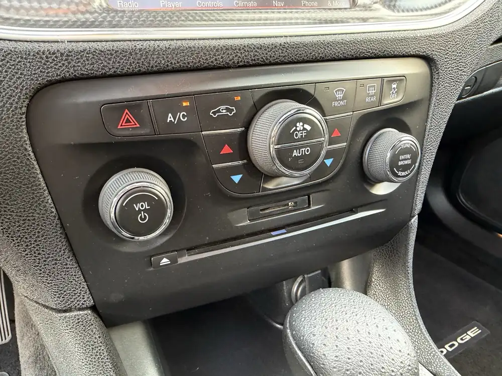 Dodge Charger SRT Hemi 6.4L V8 2014 photo 51