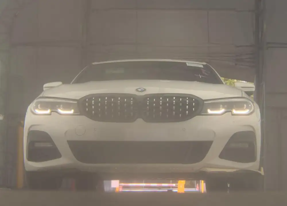 BMW 330i M-Tech 2019 photo 20