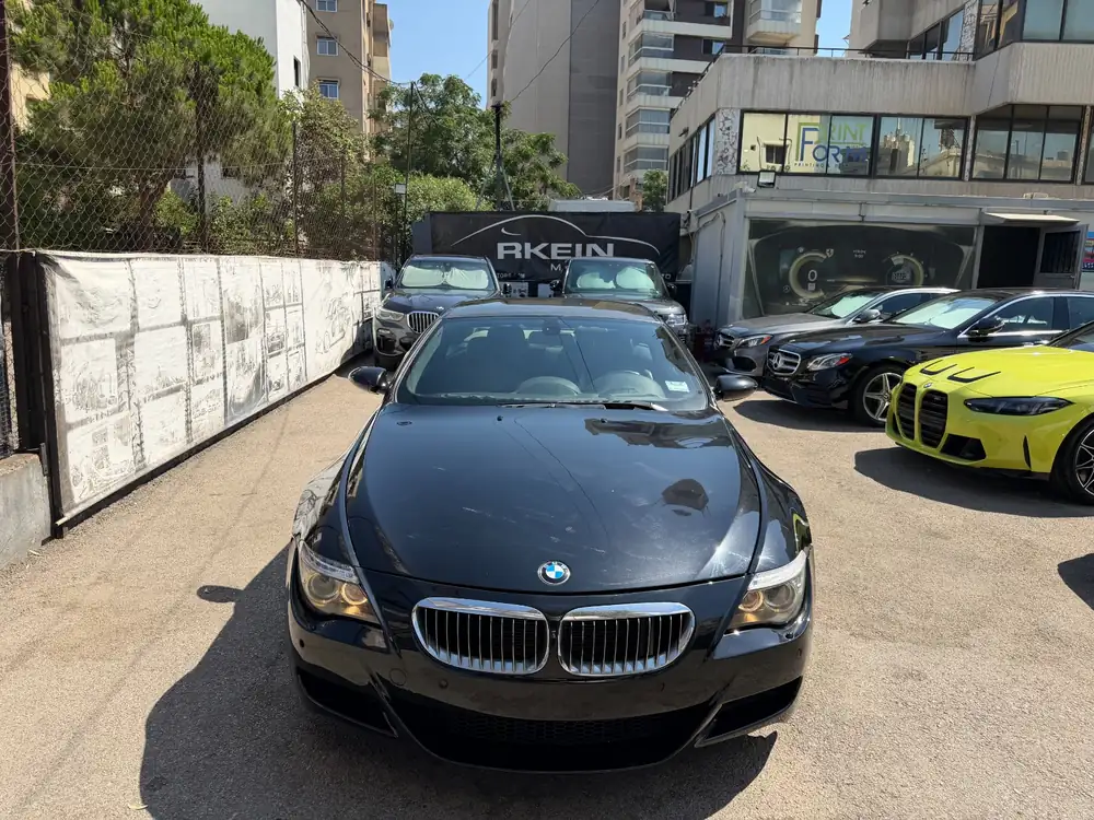 BMW M6 V10 2006 photo 2