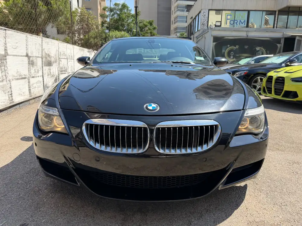 BMW M6 V10 2006 photo 8