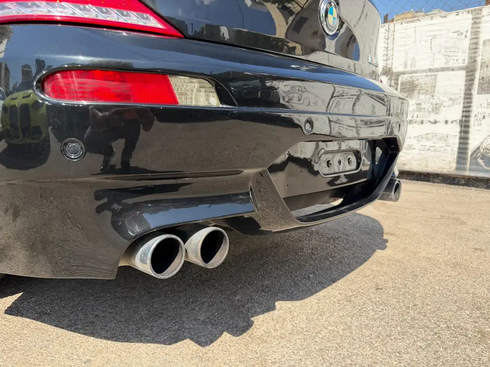 BMW M6 V10 2006 photo 26