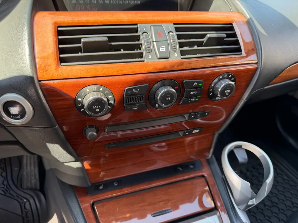 BMW M6 V10 2006 photo 40