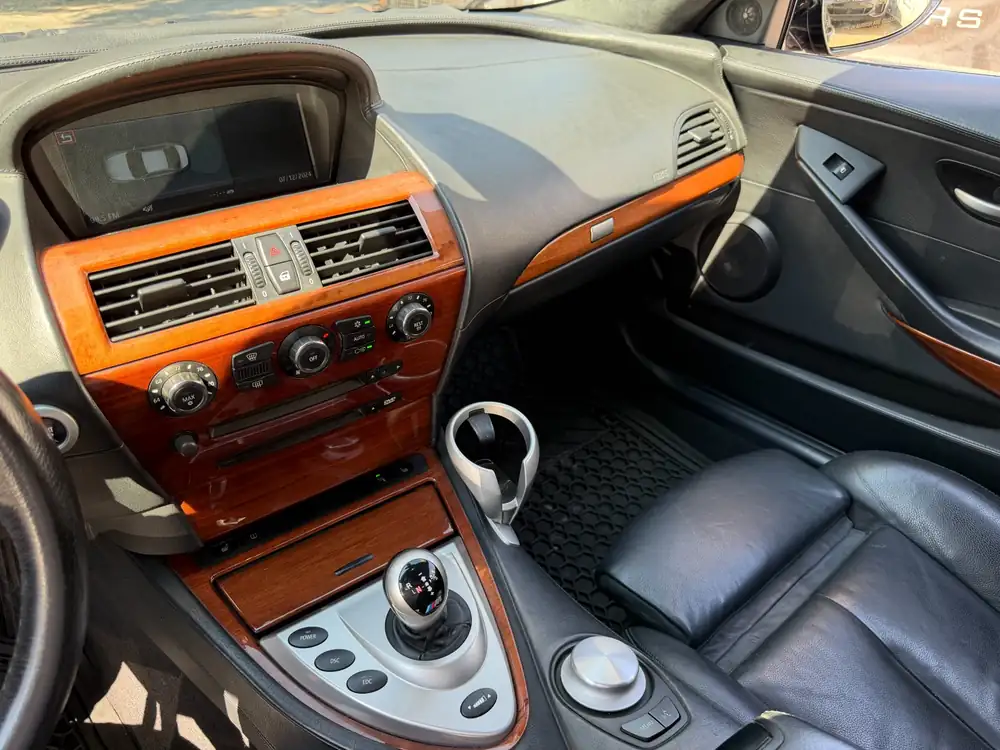BMW M6 V10 2006 photo 42