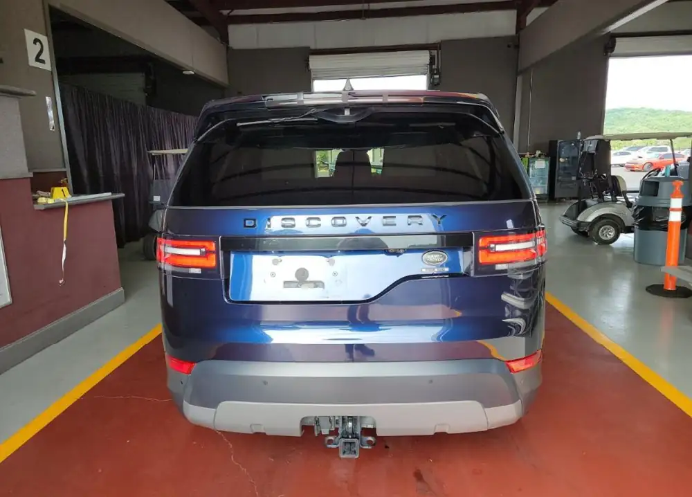 Land Rover Discovery V6 HSE 2018 photo 6