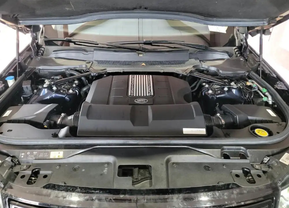 Land Rover Discovery V6 HSE 2018 photo 14