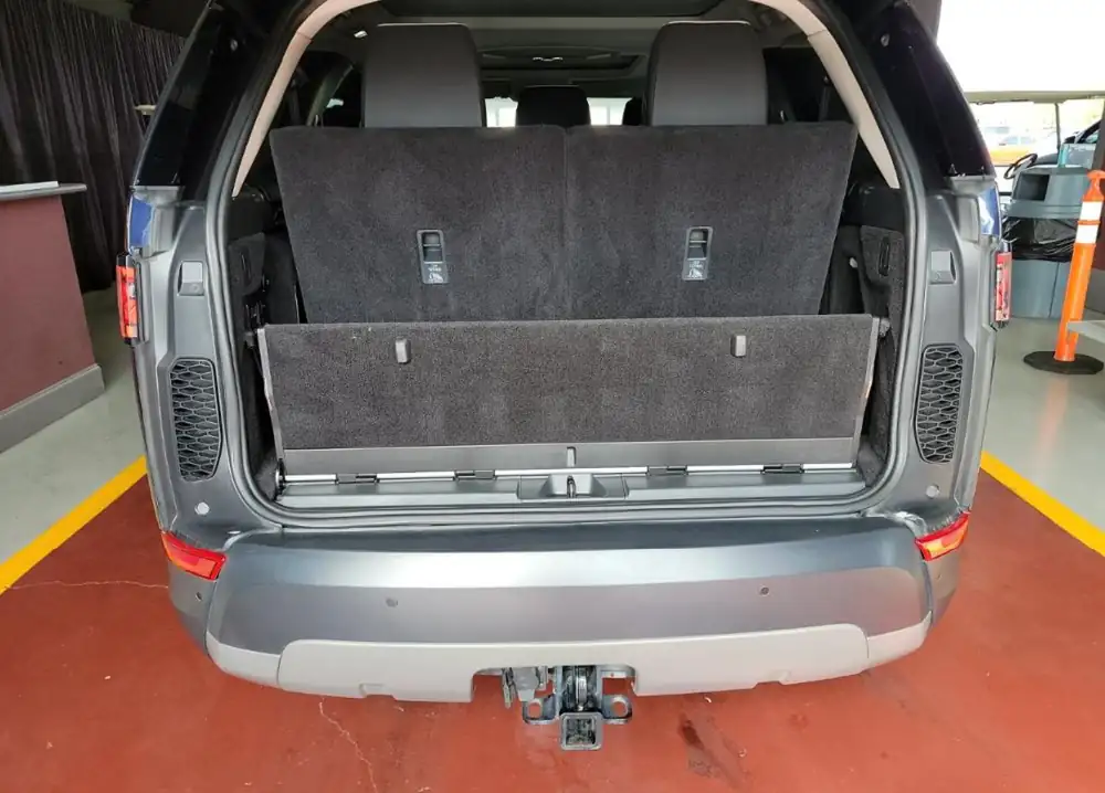 Land Rover Discovery V6 HSE 2018 photo 15