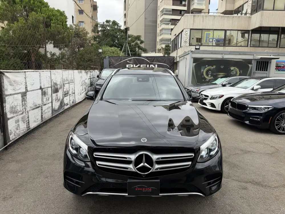 Mercedes-Benz GLC 300 4Matic AMG 2018 photo 2