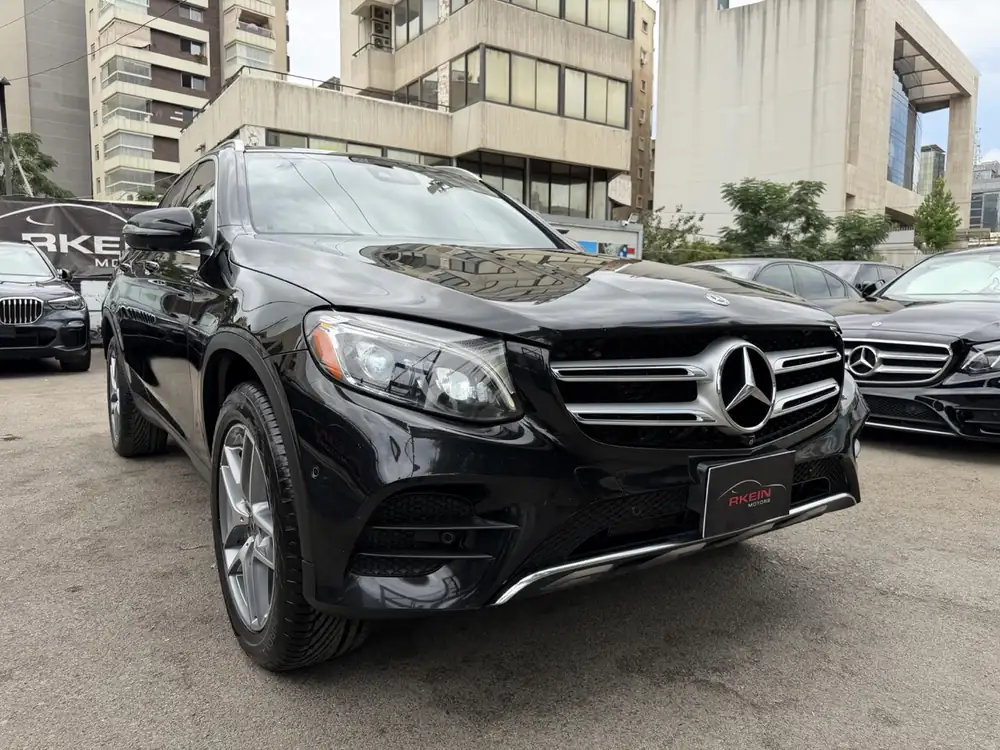 Mercedes-Benz GLC 300 4Matic AMG 2018 photo 7