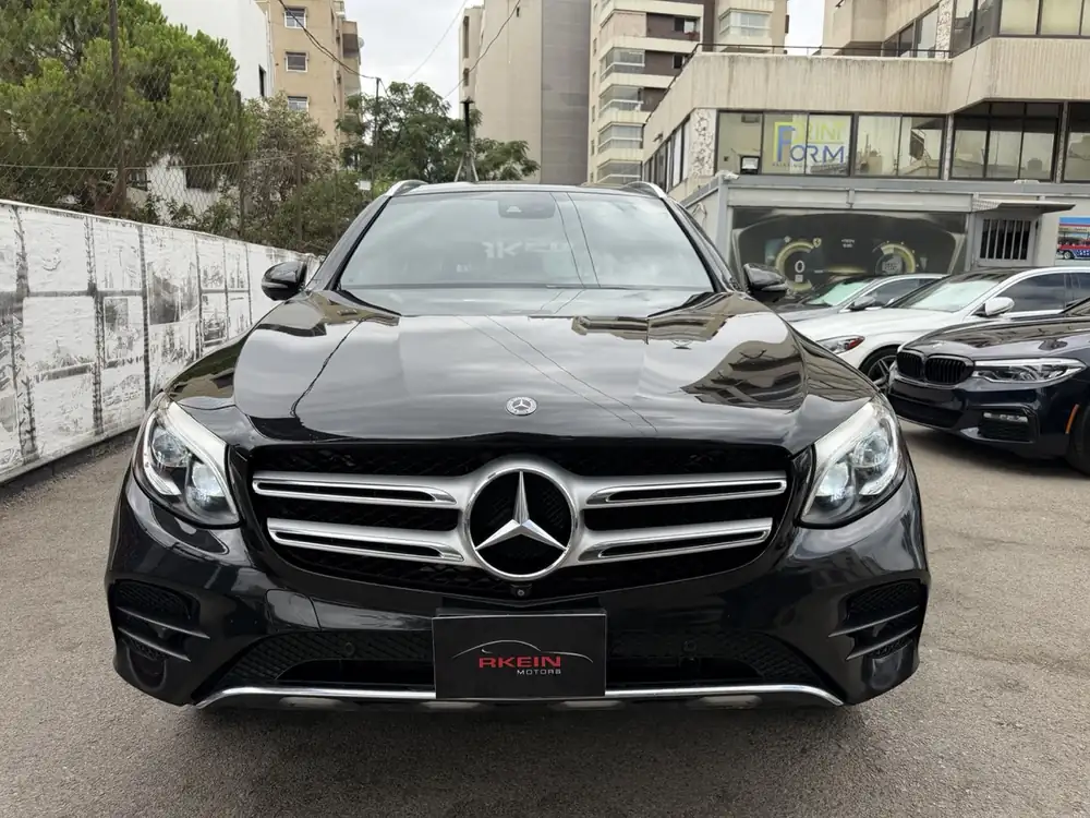 Mercedes-Benz GLC 300 4Matic AMG 2018 photo 8