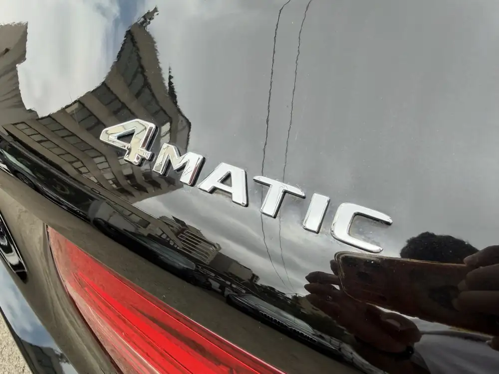 Mercedes-Benz GLC 300 4Matic AMG 2018 photo 29