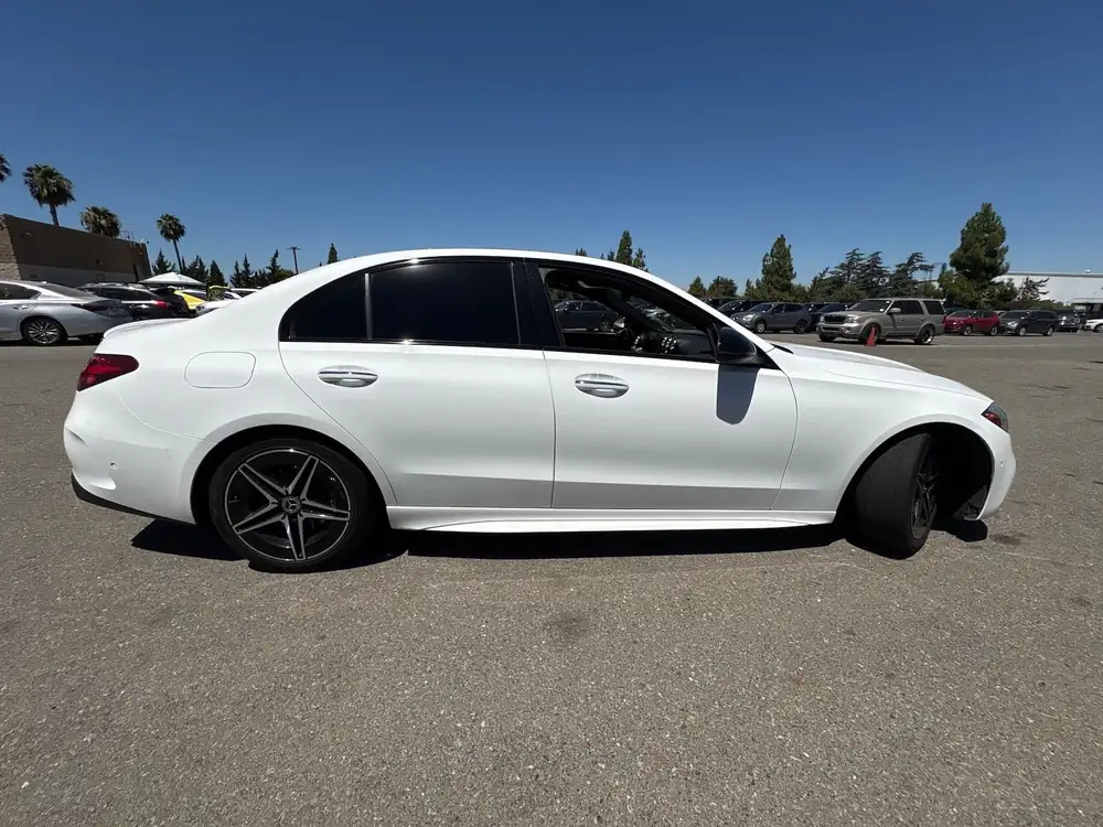 Mercedes-Benz C300 AMG 2022 photo 7