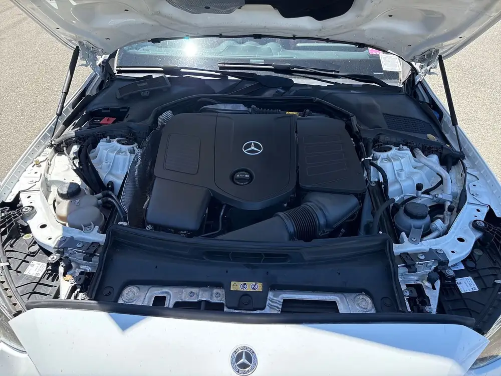 Mercedes-Benz C300 AMG 2022 photo 16