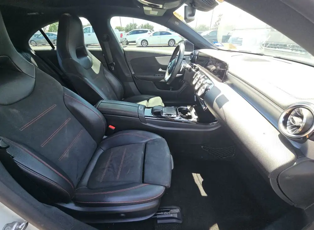 Mercedes-Benz CLA 250 AMG 2020 photo 9