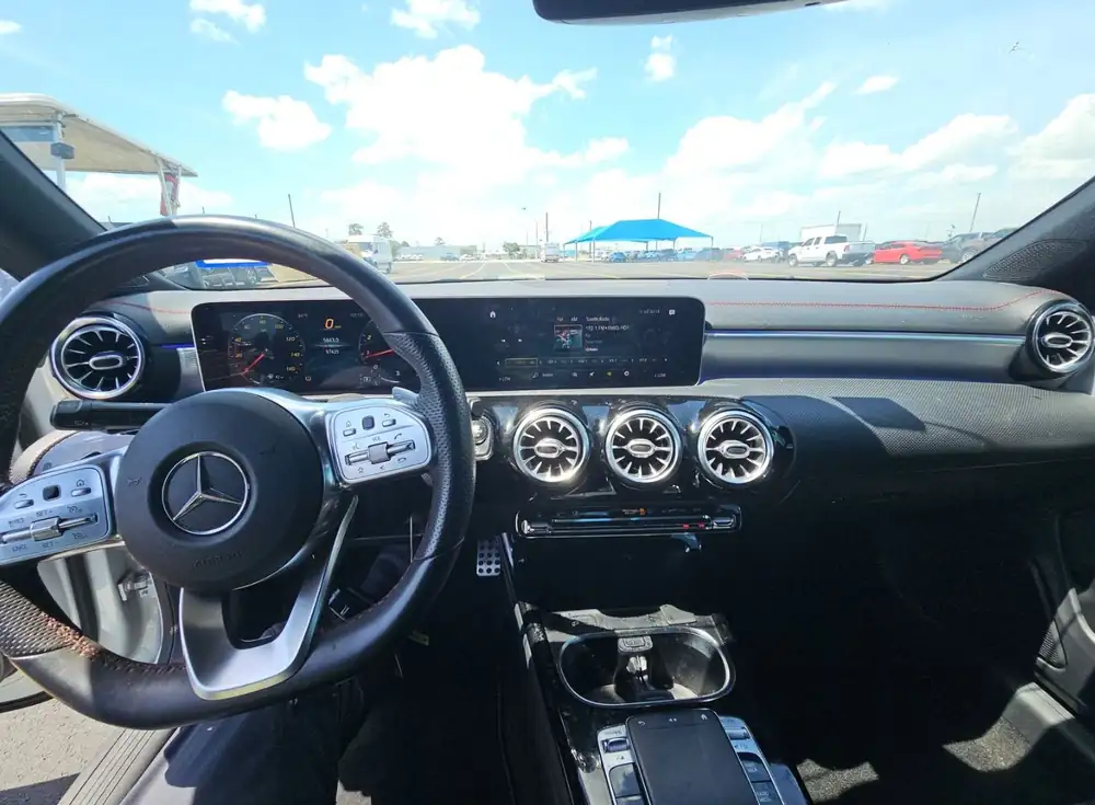 Mercedes-Benz CLA 250 AMG 2020 photo 12