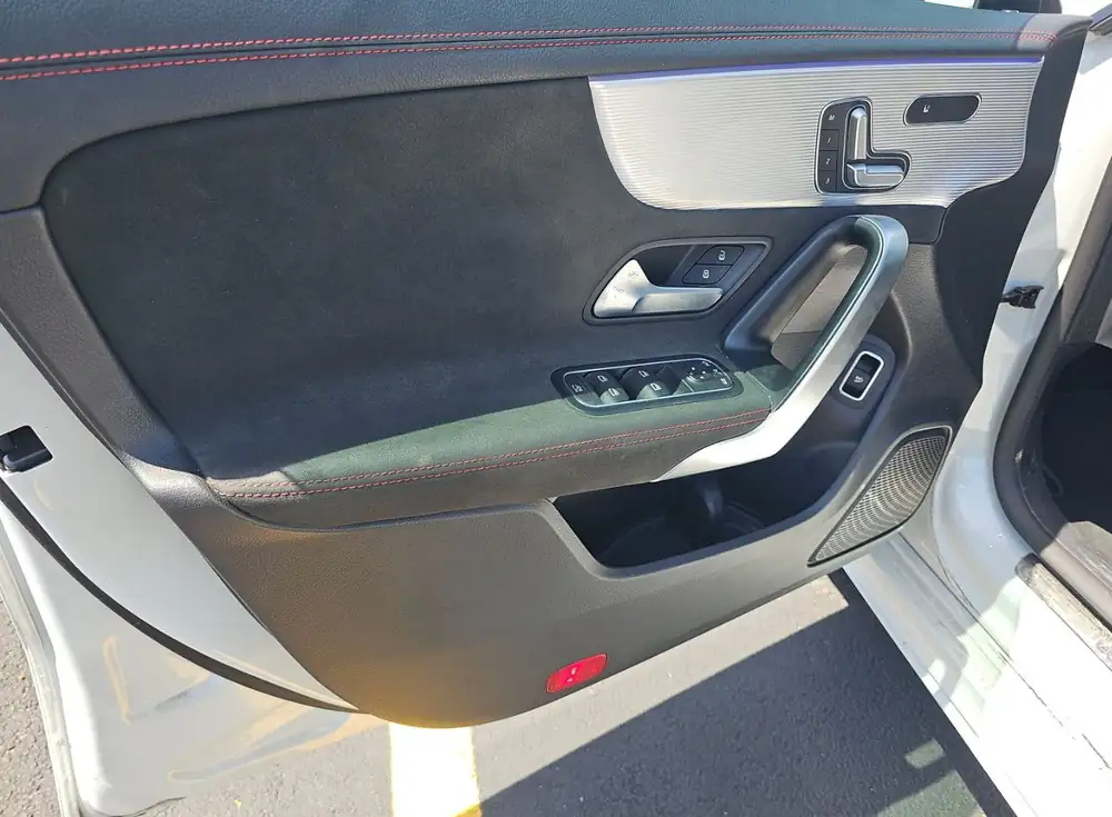 Mercedes-Benz CLA 250 AMG 2020 photo 15