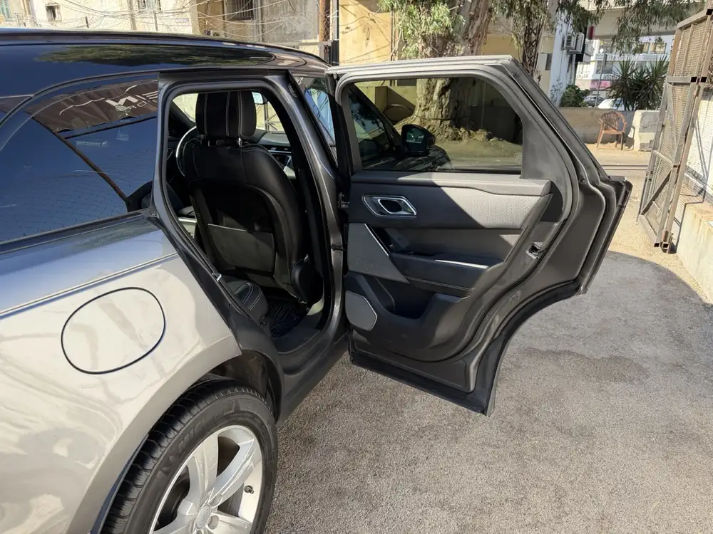 Range Rover Velar P380 S 2018 photo 38