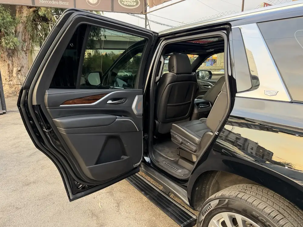 Cadillac Escalade 600 Sport 2022 photo 42