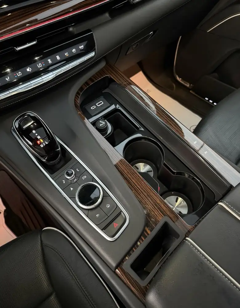 Cadillac Escalade 600 Sport 2022 photo 55