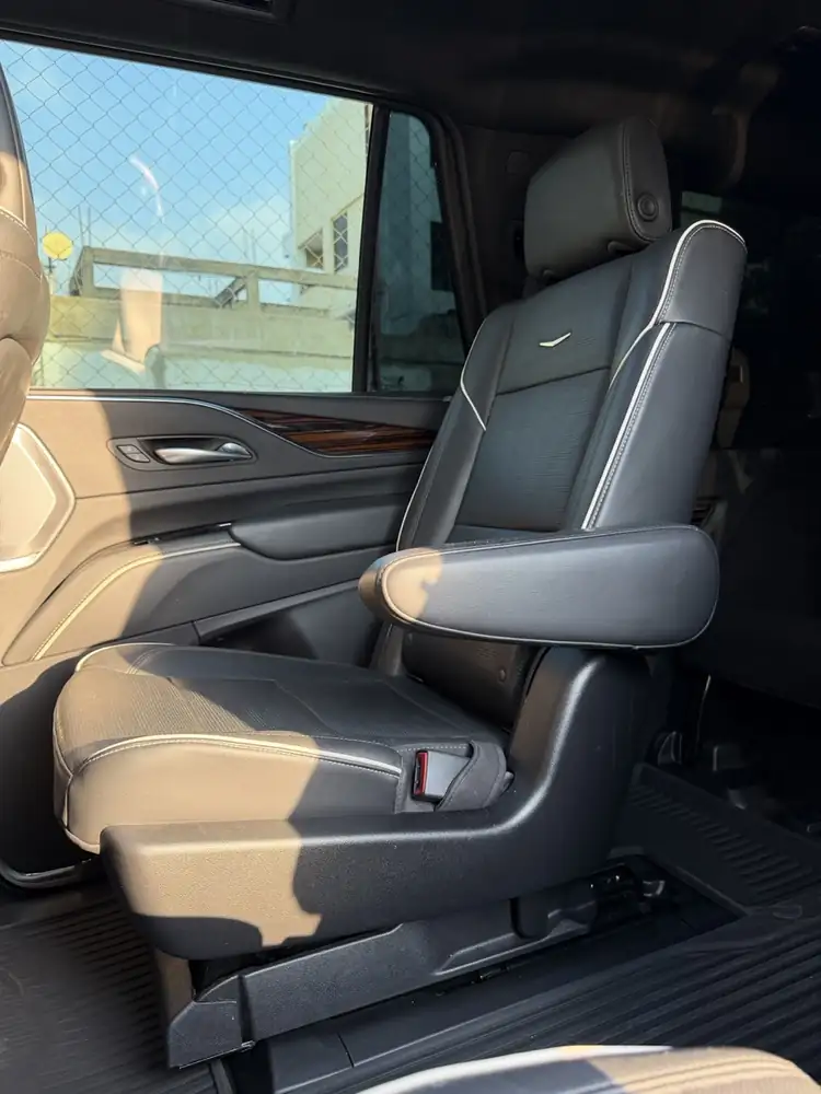 Cadillac Escalade 600 Sport 2022 photo 59