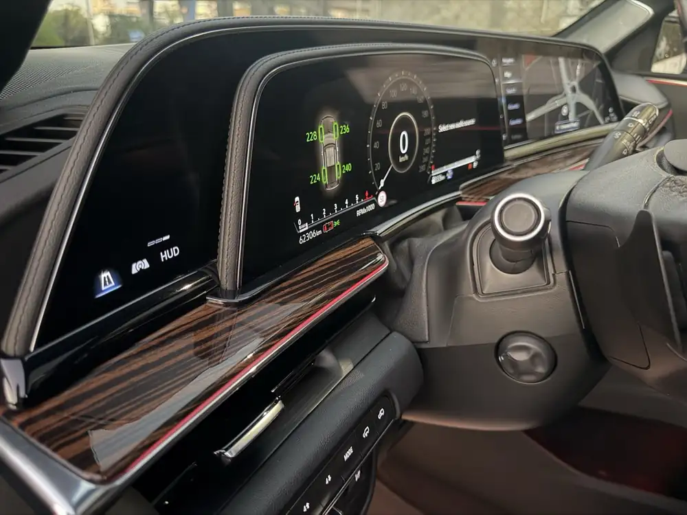 Cadillac Escalade 600 Sport 2022 photo 71