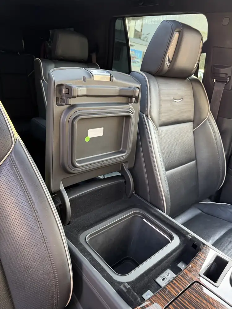 Cadillac Escalade 600 Sport 2022 photo 86