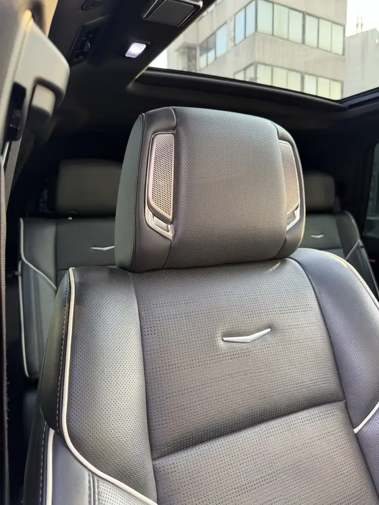 Cadillac Escalade 600 Sport 2022 photo 90
