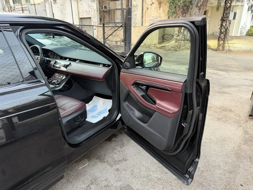 Range Rover Evoque SE 2020 photo 39