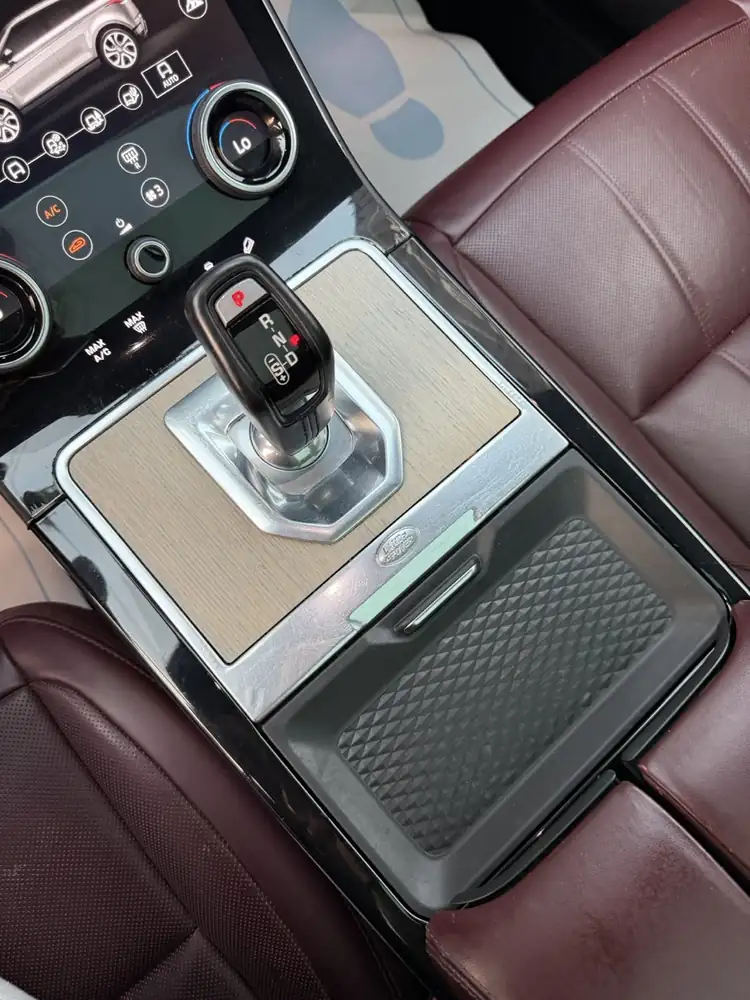 Range Rover Evoque SE 2020 photo 48