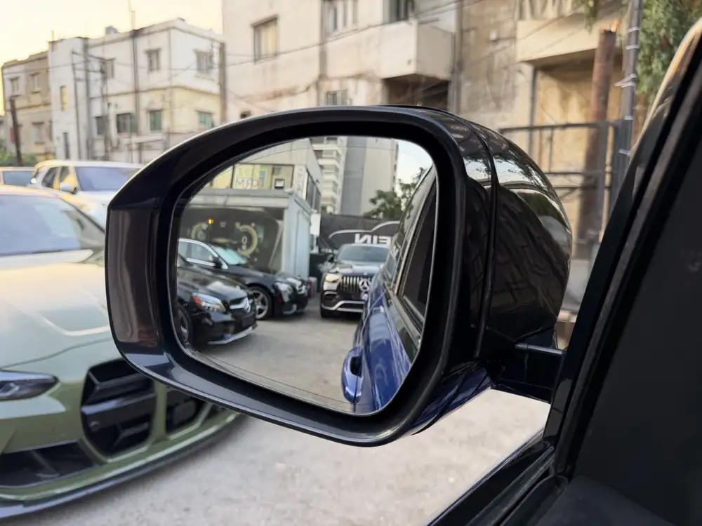 Range Rover Sport SVR 2018 photo 41