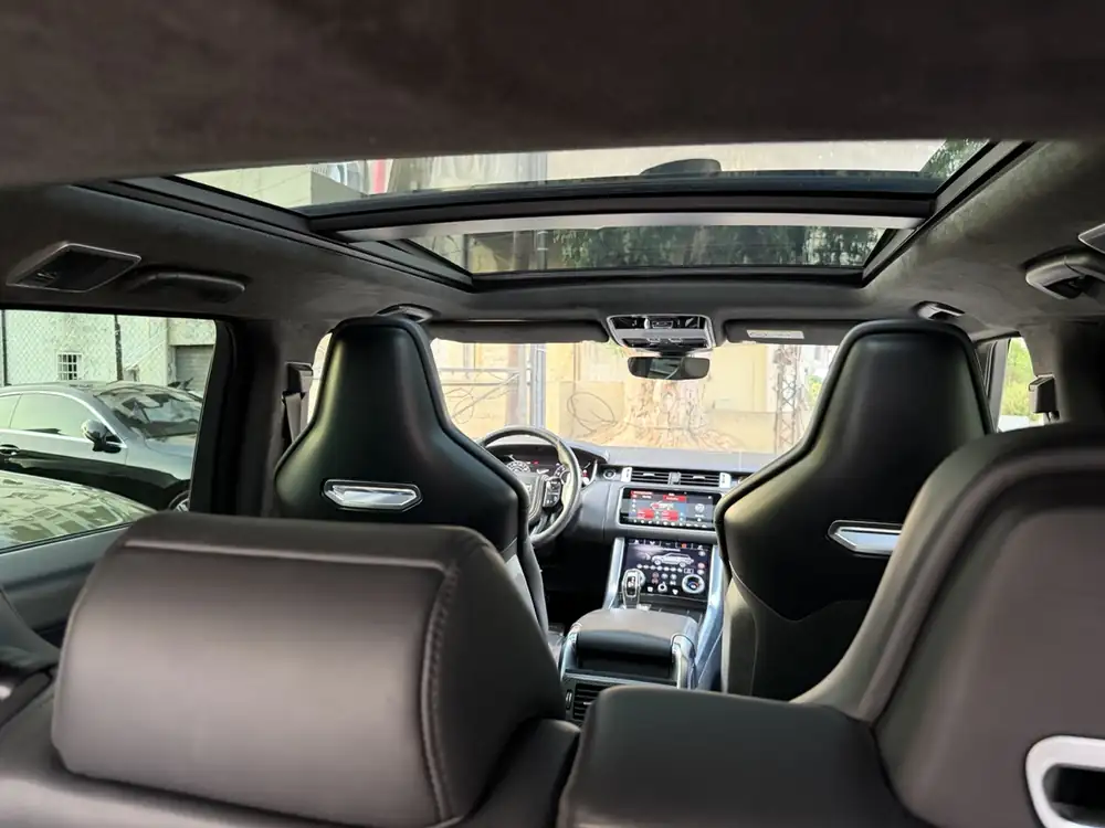 Range Rover Sport SVR 2018 photo 85
