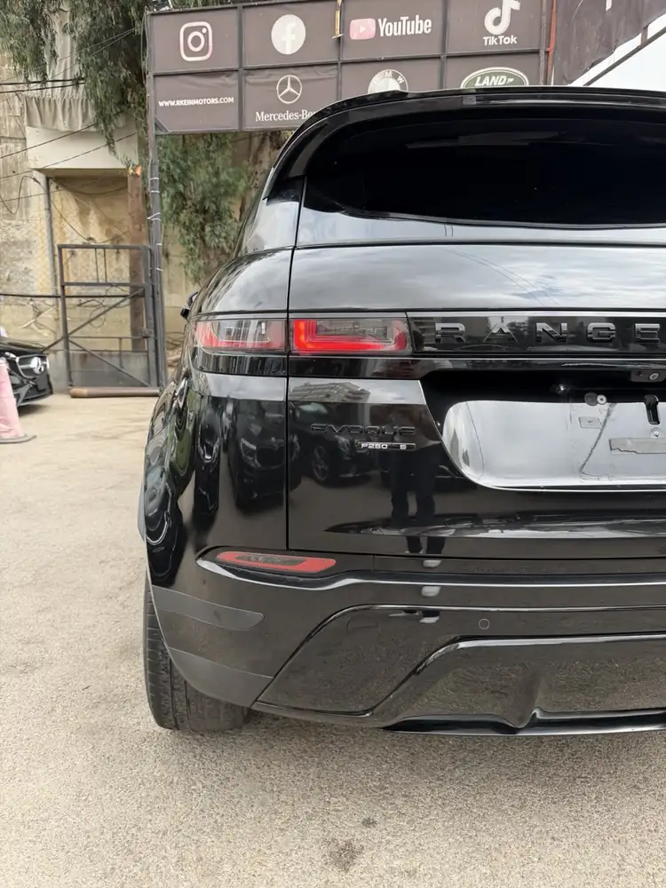 Range Rover Evoque S 2020 photo 32