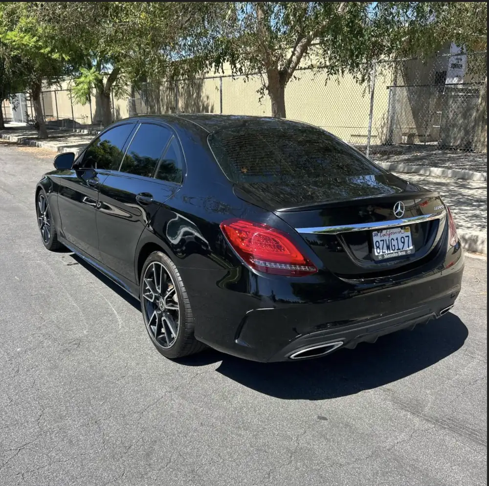 Mercedes-Benz C300 AMG 2019 photo 5