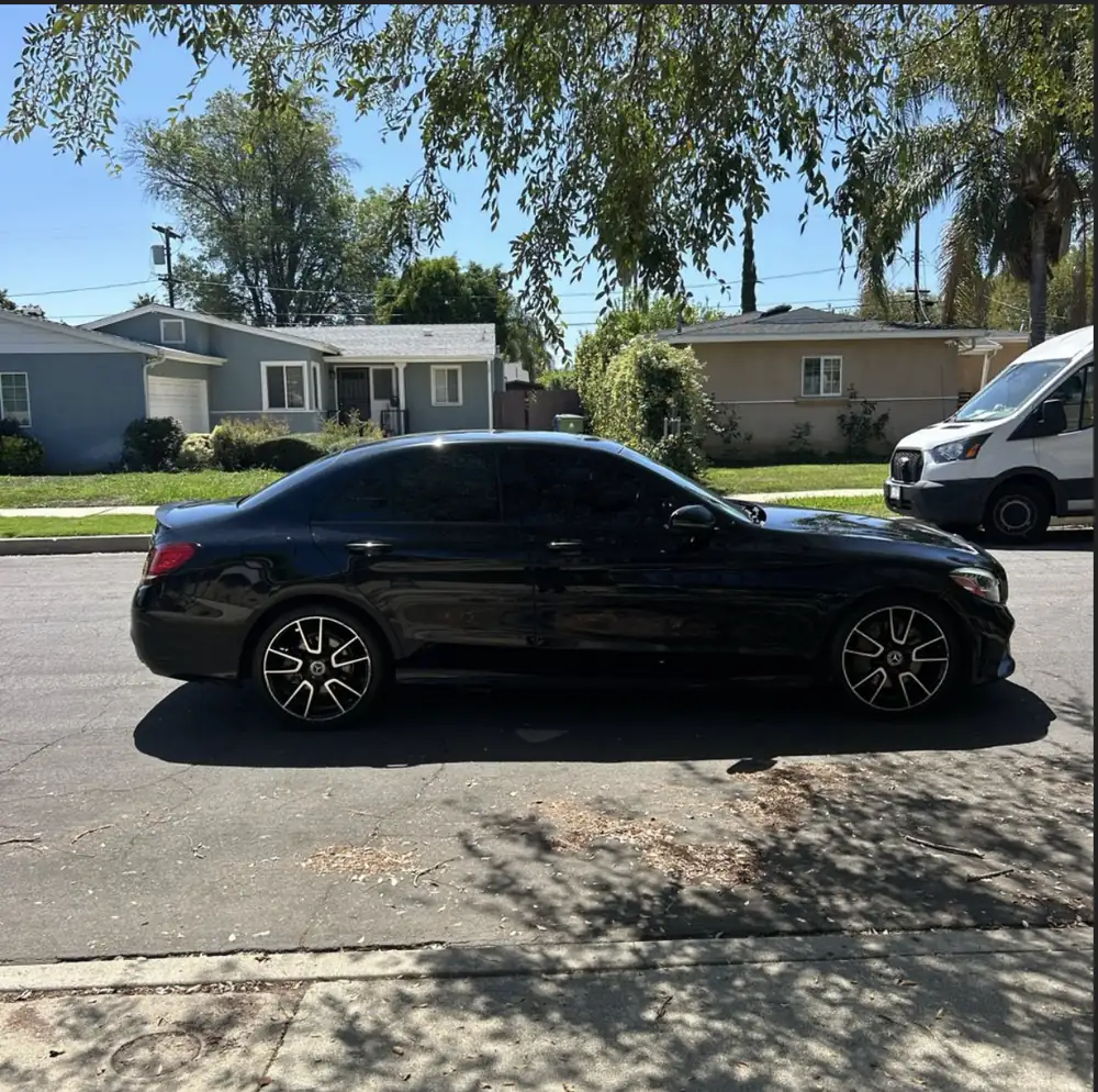 Mercedes-Benz C300 AMG 2019 photo 7