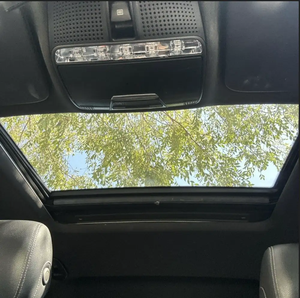 Mercedes-Benz C300 AMG 2019 photo 11