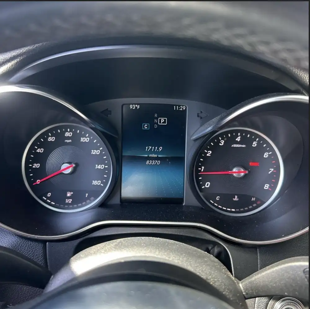 Mercedes-Benz C300 AMG 2019 photo 22