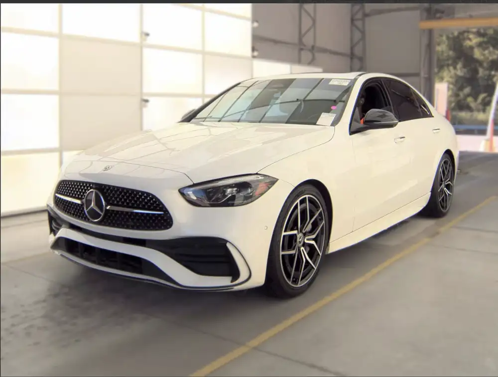 Mercedes-Benz C300 AMG 2022 photo 3