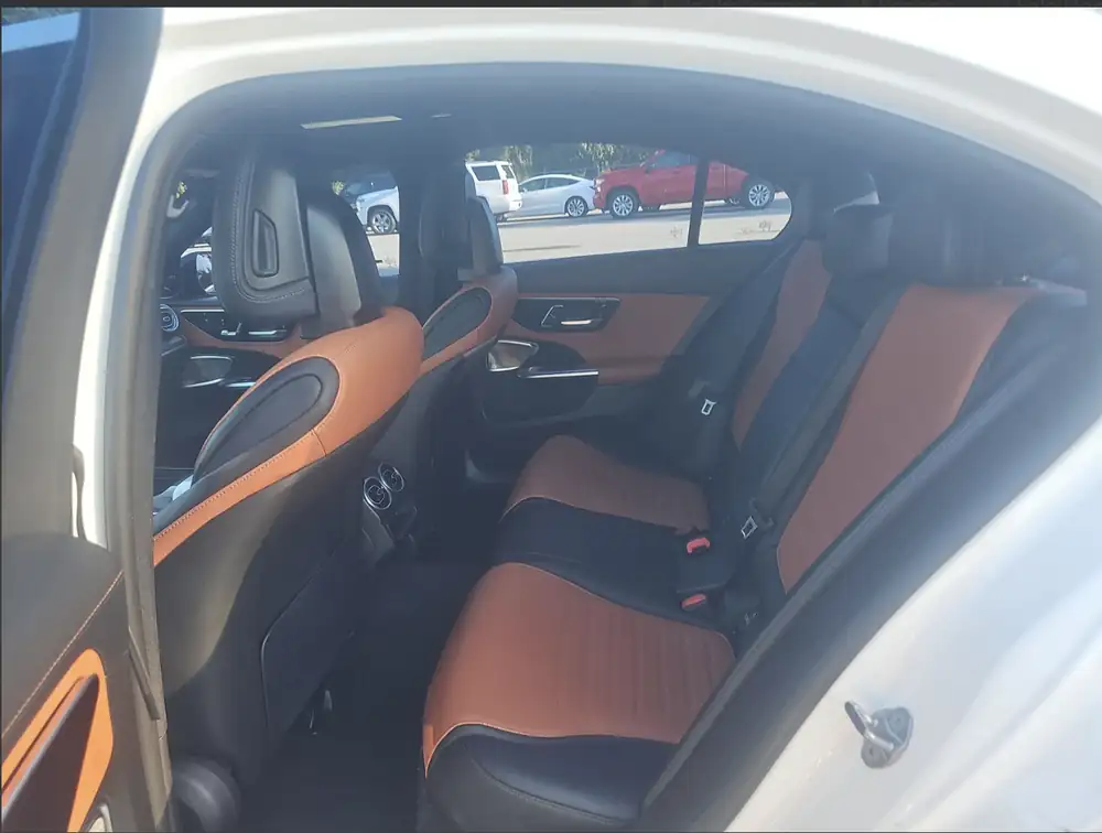 Mercedes-Benz C300 AMG 2022 photo 11