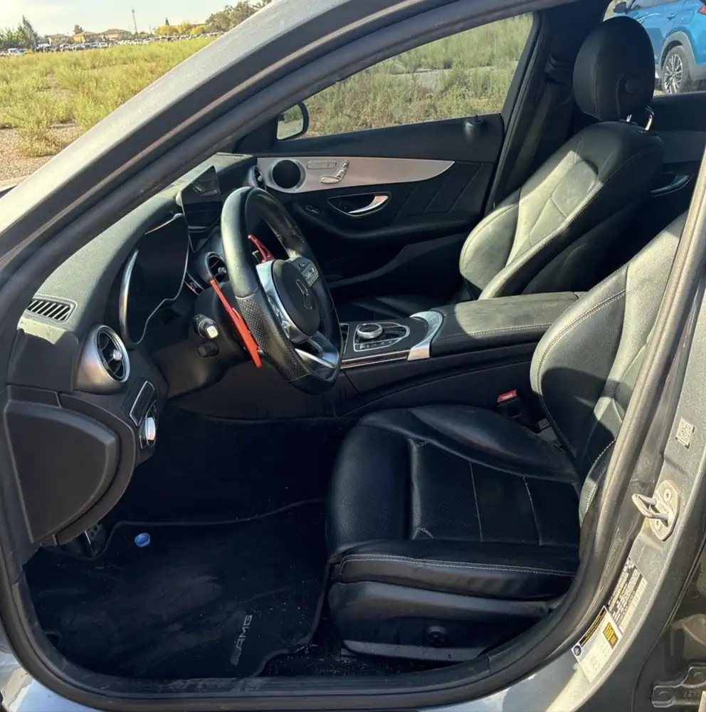 Mercedes-Benz C300 AMG 2020 photo 7